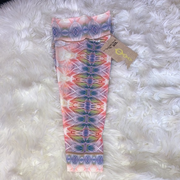 NIYAMA SOL Dandelion Beachcomber Capri Leggings M - Picture 13 of 16